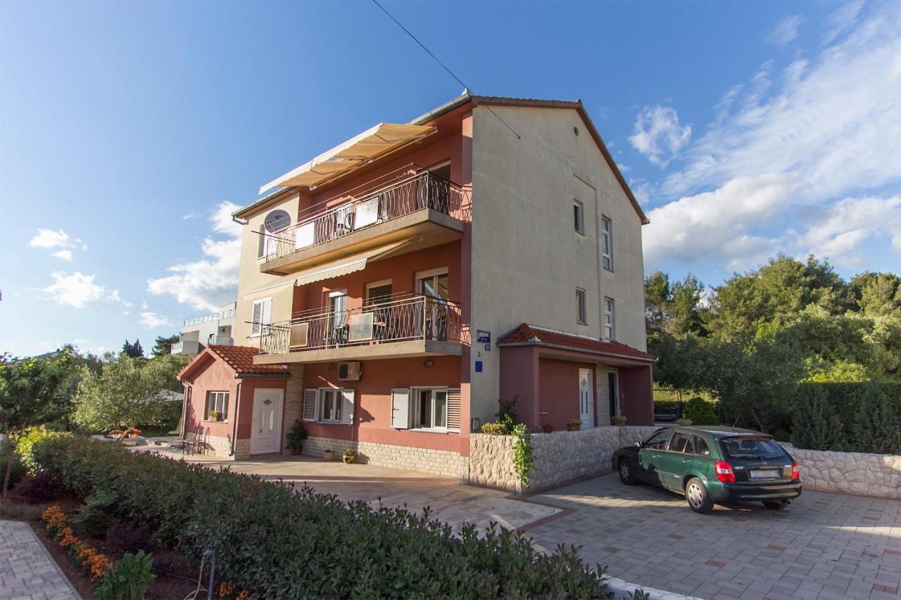 Nella Apartment Задар Екстериор снимка